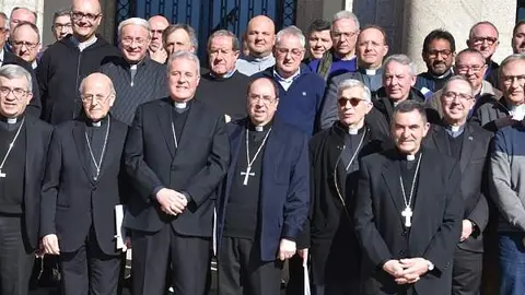 Encuentro de Obispos, Vicarios y Arciprestes de Iglesia en Castilla