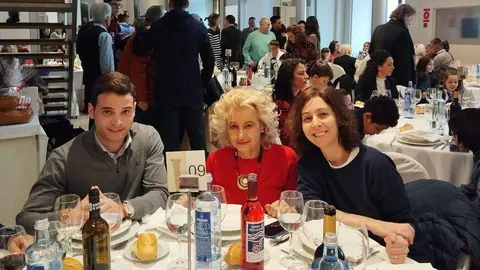 miembros de la Diputación de Zamora presentes en el cocido solidario