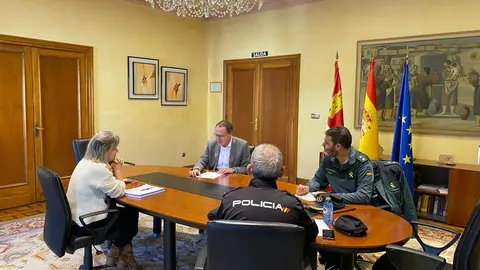 El subdelegado del Gobierno en Zamora, Ángel Blanco, tras la reunión semanal de coordinación de las Fuerzas y Cuerpos de Seguridad del Estado