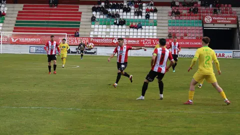 Carlos Ramos ante el Fabril
