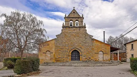 Iglesia de El Puente de Sanabria. Imagen Wikipedia