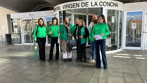 Las enfermeras se concentran en Zamora contra la discriminación y la brecha de género laboral