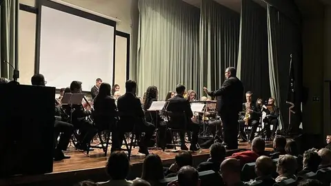 La Banda de Música de Tordesillas interpreta 'Memento'