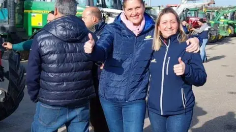 Mujeres agricultoras