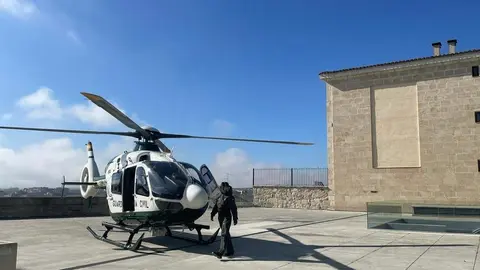helicóptero guarcia civil _5