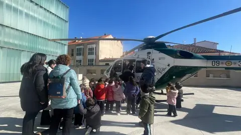 helicóptero guarcia civil _10