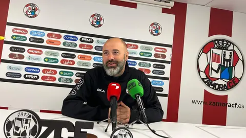 David Movilla durante la rueda de prensa. Zamora CF