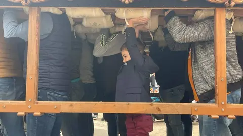 Traslado de pasos de Jesús Nazareno y Santo Entierro a la carpa_17