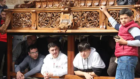 Traslado de pasos de Jesús Nazareno y Santo Entierro a la carpa_55