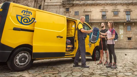 Servicio de Paq Mochila de Correo para asistir a los peregrinos del Camino de Santiago