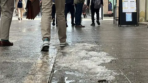 Deshielo de la granizada en la capital