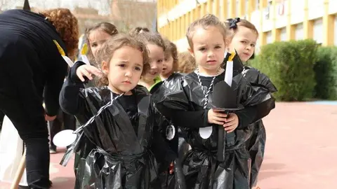 Devoción por Nuestra Madre en el Colegio Nuestra Señora del Rocío (5)