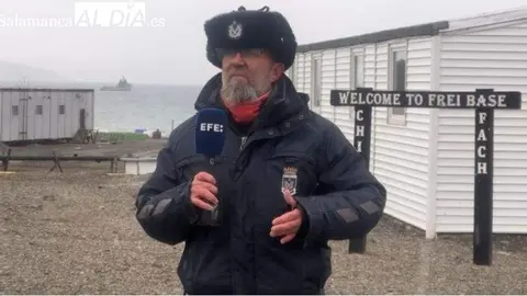 El periodista salmantino Javier Martín Rodríguez en la Antártida. Fotografía: CEDIDA A SALAMANCARTV