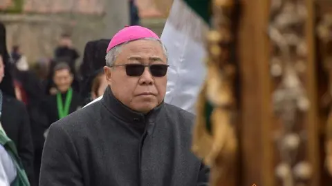 La Esperanza salva la emoción en la Plaza de la Catedral tras la suspensión procesional (16)
