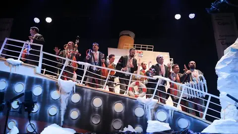 Chirigota 'La última y nos vamos'. Teatro Ramos Carrión