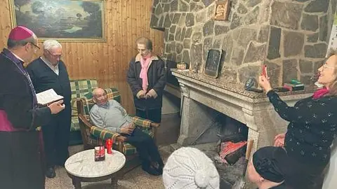 el obispo de la diócesis de Astoga vista las parroquias de Sanabria