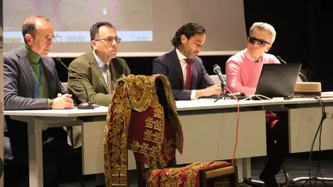 José Ortega Cano durante la mesa redonda en el I Encuentro Internacional de Capellanes y Sacerdotes Taurinos