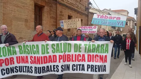 Protesta de la Plataforma por una Sanidad Pública Digna de la Zona Básica de Salud de Tábara