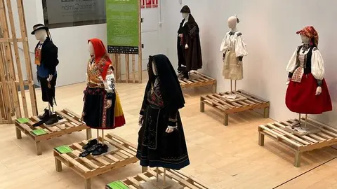 IV Festival Internacional de Indumentaria Tradicional 1