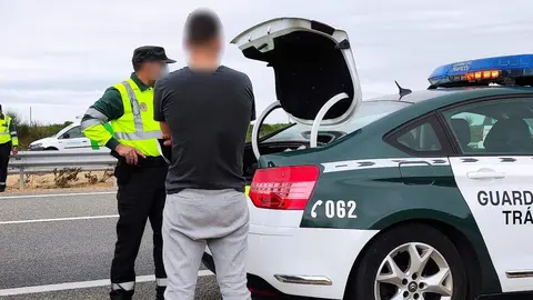 La Guardia Civil investiga a nueve personas como supuestos autores de un delito contra la seguridad vial