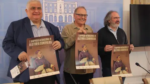 Christoph Strieder, István Szászdi León-Borja y Dámaso Francisco Javier durante la presentación del X Simposio Internacional de Historia Comunera