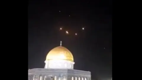 Algunos de los misiles iraníes interceptados sobre el Monte del Templo