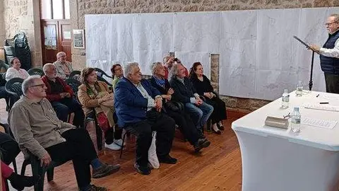 José Manuel Pilo, alcalde de Fermoselle, durante la clausura del X Simposio Internacional de Historia Comunera