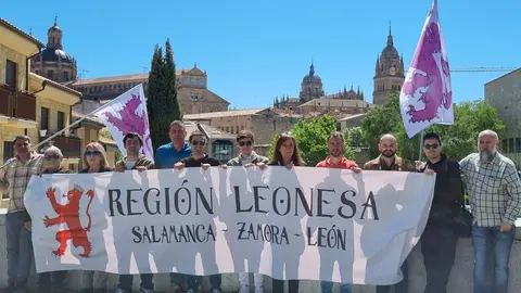 Acto reivindicativo realizado por UPL en Salamanca con motivo del 23 de abril (1)