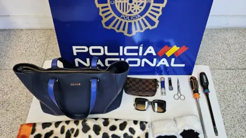 robo. imagen policia nacional