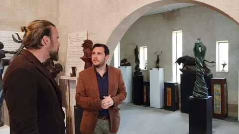 Vicepresidente de la Diputación y Alcalde de San Cebrián de Castro promueven cultura y turismo en Fontanillas de Castro