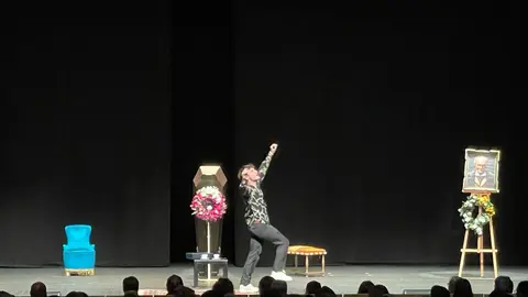 Obra 'Una de detectives' en eel Ramos Carrion a favor de AZAYCA_2