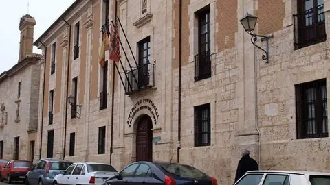Residencia Virgen del Canto de Toro