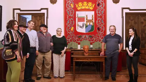 Donación busto Abrantes