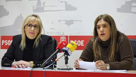 PATRICIA Y SANDRA Psoe Benavente