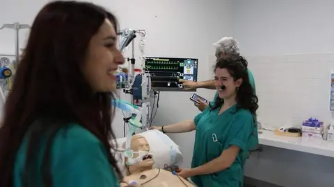 Proyecto Hainnicupe. Escuela de Enfermería _6. imagen de archivo