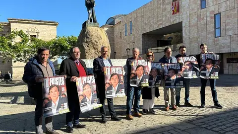 Existe pegada carteles