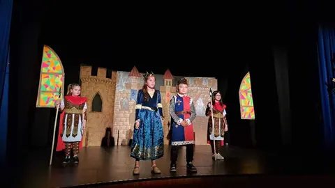 Representación teatral a cargo de los alumnos de Nuestra Señora del Rocío - Amor de Dios. Fotografía: CEDIDA