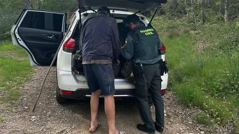 La Guardia Civil axulia a peregrinos