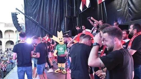 Zamora CF celebra el ascenso _64