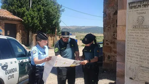 Policías extranjeras se unen a la Guardia Civil en la vigilancia del Camino de Santiago en Zamora