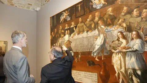 SU MAJESTAD EL REY RECORRE LA EXPOSICIÓN “HOSPITALITAS: LA GRACIA DEL ENCUENTRO / A GRAZA DO ENCONTRÓ” © Casa de S.M. el Rey