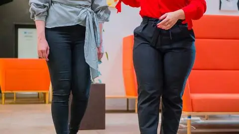 Azahara Fernández durante su trabajo como líder de recursos humanos en Praga