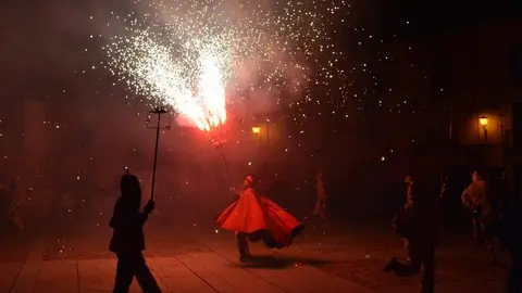 fuegos diablos montblanc tarragona