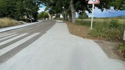 Puebla de Sanabria ejecuta la nueva pavimentación en la calle Padre Vicente Salgado