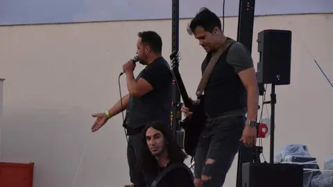  radiohéroes, la Guardia y Celtas Cortos_126