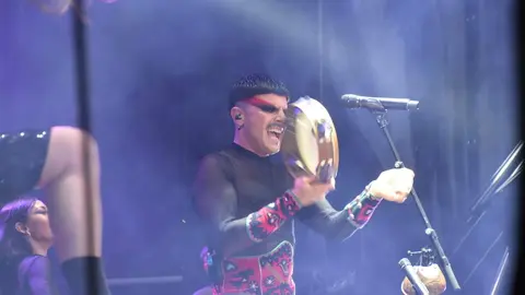 faac8e8e-b79a-47db-9b11-5eb10c02a29d