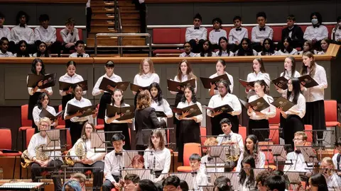 King Edward VI High School for Girls - Teatro Ramos Carrión P