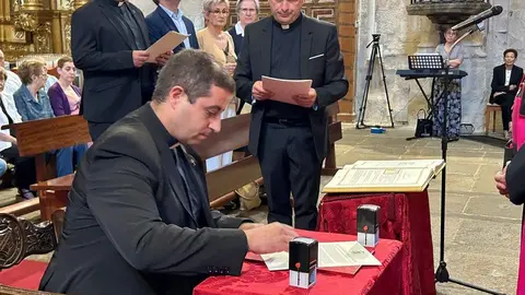 Toma de posesión Diócesis. Iglesia San Ildefonso_12