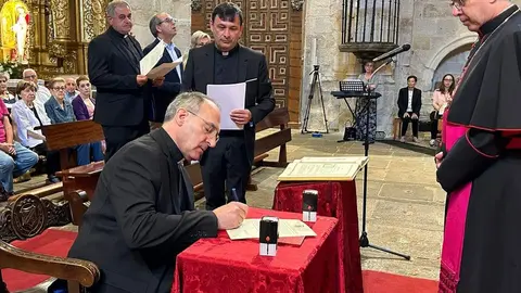 Toma de posesión Diócesis. Iglesia San Ildefonso_14
