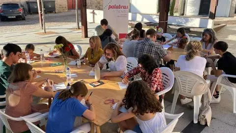 curso Palabras y Tiendo de Cristina Casado